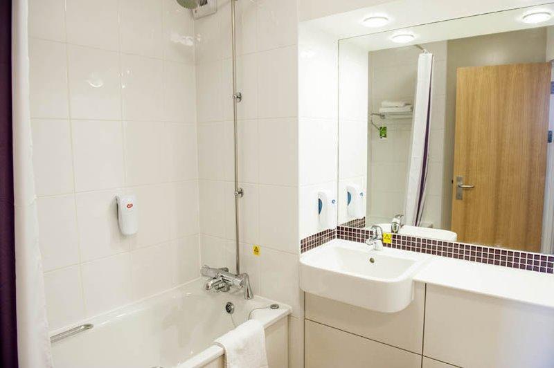 Premier Inn Edinburgh Park Экстерьер фото