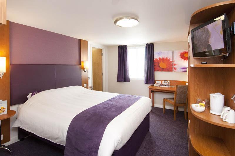 Premier Inn Edinburgh Park Экстерьер фото